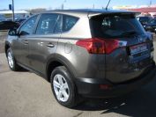 Toyota RAV4 2.0 Фото № 5 из 12