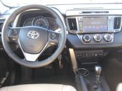 Toyota RAV4 2.0 Фото № 8 из 12