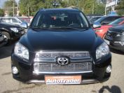 Toyota RAV4 Фото № 2 из 18
