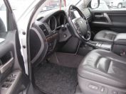 Toyota Land Cruiser 200 Фото № 10 из 14