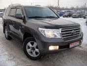 Toyota Land Cruiser 200 Фото № 3 из 15