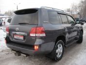 Toyota Land Cruiser 200 Фото № 4 из 15