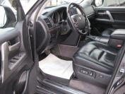 Toyota Land Cruiser 200 Фото № 12 из 15