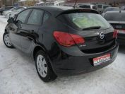 Opel Astra J Фото № 6 из 13