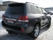 Toyota Land Cruiser 200 Фото № 4 из 14