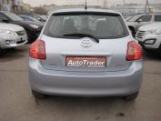 Toyota Auris Фото № 5 из 14