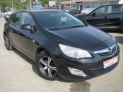 Opel Astra J Фото № 3 из 12