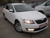 Skoda Oktavia 1.2T Фото № 3 из 13