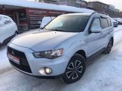 Mitsubishi Outlander Фото № 1 из 19