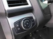 Ford Explorer XLT Фото № 14 из 18