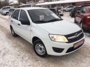 Lada Granta Фото № 3 из 8