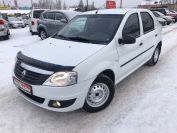 Renault Logan 1.6 Фото № 1 из 13