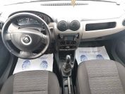 Renault Logan 1.6 Фото № 8 из 13