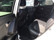 Hyundai iX35 2.0CRDi Фото № 9 из 17