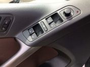 Volkswagen Tiguan 2.0TSI Фото № 14 из 15