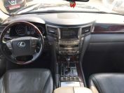 Lexus LX570 Фото № 11 из 18