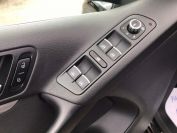 Volkswagen Tiguan 2.0TSI Фото № 12 из 17