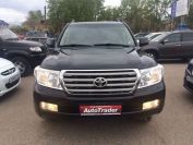 Toyota Land Cruiser 200 Фото № 2 из 19