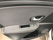 Renault Megane III Фото № 11 из 18