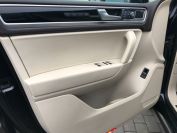 Volkswagen Touareg 3.0TDI Фото № 12 из 20
