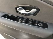 Renault Fluence Фото № 13 из 19