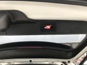 BMW X5 xDrive50i Фото № 10 из 25