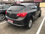 Opel Astra J Фото № 4 из 20