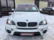 BMW X5 xDrive50i Фото № 2 из 25