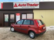 Ford Fiesta Фото № 6 из 17