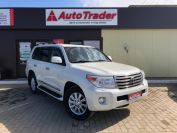 Toyota Land Cruiser Фото № 3 из 24