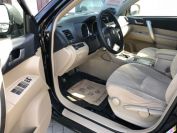 Toyota Highlander Фото № 12 из 17