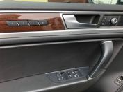 Volkswagen Touareg 3.0TDI Фото № 16 из 19