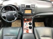 Toyota Highlander Фото № 14 из 21