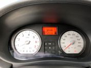 Renault Sandero 1.6 Фото № 14 из 17