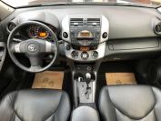 Toyota RAV4 Фото № 9 из 19