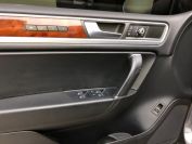 Volkswagen Touareg 4.2TDI Фото № 22 из 29