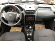 Nissan Terrano 2.0 AWD Фото № 11 из 19