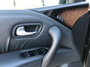 Infiniti QX56 Фото № 21 из 25