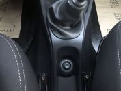 Nissan Terrano 2.0 AWD Фото № 15 из 18