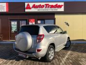Toyota RAV4 Фото № 4 из 18