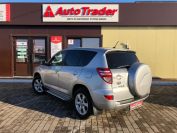 Toyota RAV4 Фото № 6 из 18