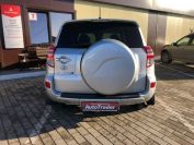 Toyota RAV4 Фото № 5 из 18