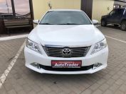 Toyota Camry 2.5 Фото № 2 из 21