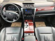 Toyota Camry 2.5 Фото № 12 из 21