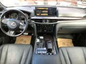 Lexus LX570 Фото № 12 из 22