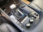 Lexus LX570 Фото № 21 из 22