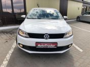 Volkswagen Jetta 1.6AT Фото № 2 из 18