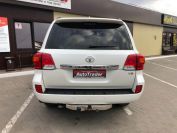 Toyota Land Cruiser 200 Фото № 5 из 23