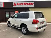 Toyota Land Cruiser 200 Фото № 6 из 23