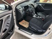 Hyundai Elantra Фото № 17 из 18